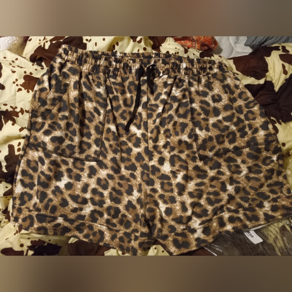 Lounge shorts